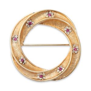 Vintage BSK Wreath Brooch Gold Tone Circle Pin with Pink Rhinestone Flower 1950s